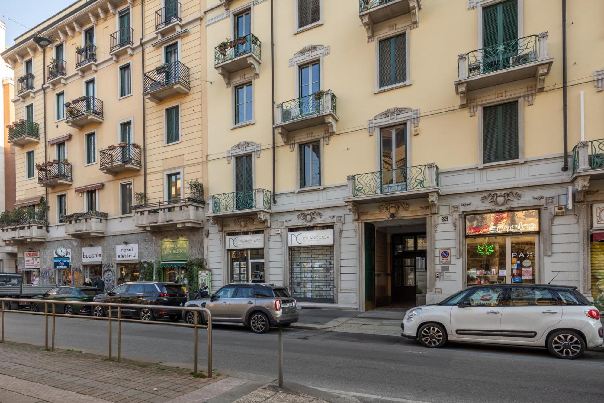 We - Premuda Boutique, * Milano